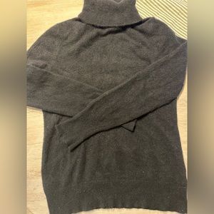 Alex Marie cashmere turtle neck